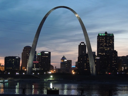 st-louis-996718_1920.jpg