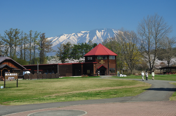 703_8370_00001.jpg