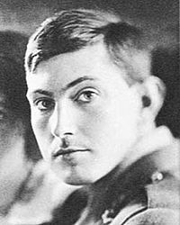 200px-George_Mallory_1915.jpg