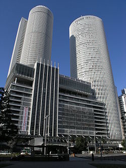 250px-JR_Central_Towers01.JPG