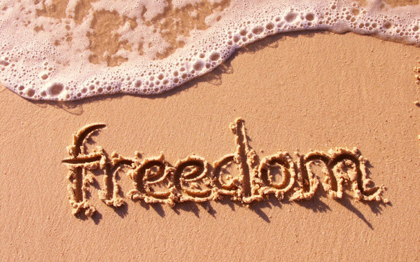 Freedom_beach_2560x1600-1024x640.jpg