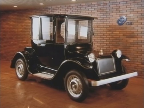 電気自動車デトロイト号.jpg