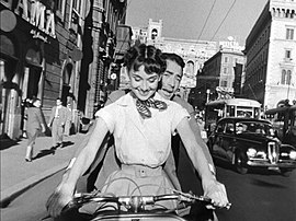 270px-Audrey_Hepburn_and_Gregory_Peck_on_Vespa_in_Roman_Holiday_trailer.jpg