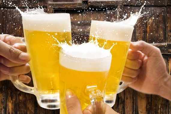 乾杯ビール.jpg