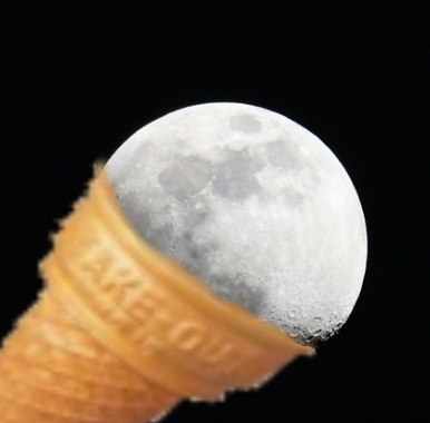 moon.jpg