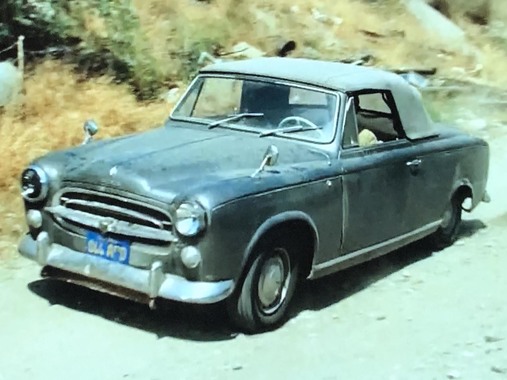 PEUGEOT403.jpg