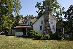 LauraIngallsWilder-RockyRidgeFarm-MansfieldMO.JPG