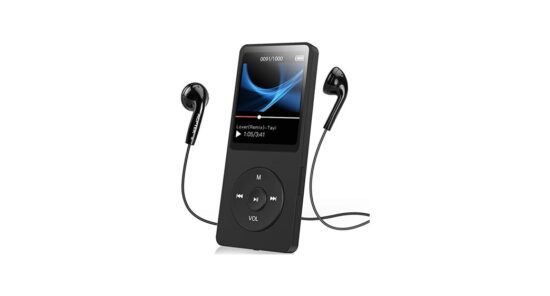 Mambate-Us-A09X-MP3-Player-Feature-image-550x296.jpg