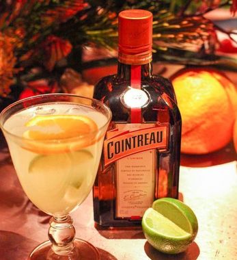 Medium-Cointreau-Photo--_AndranedeBarryHD-9854.jpg