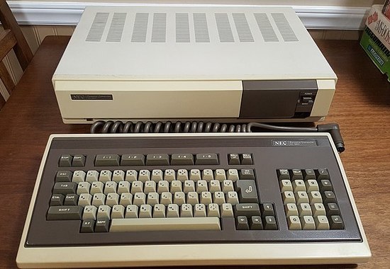 NEC_PC-8801_with_keyboard.jpg