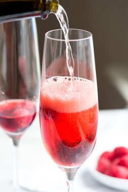 kir-royal-cocktail.jpg
