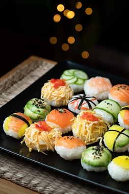 sushi-balls-5878892_1280.jpg