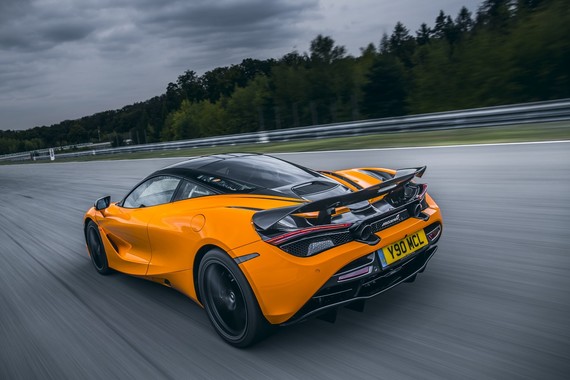 McLaren-720S-2019-3.jpg