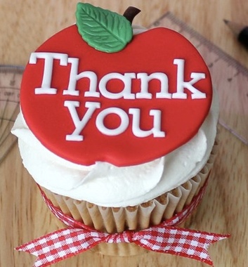 Thank-you-Teachers-cupcakes.jpeg
