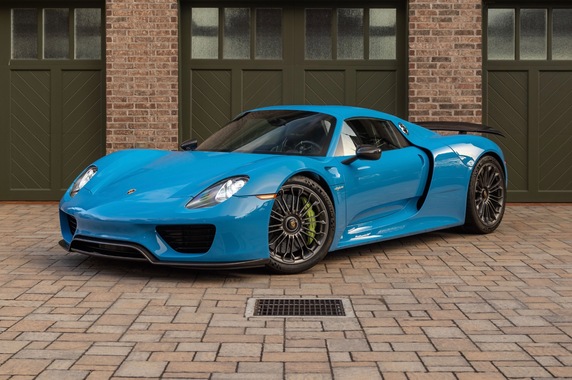 Used-2015-Porsche-918-Spyder-1668799910.jpg