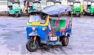 tuktuk.jpg
