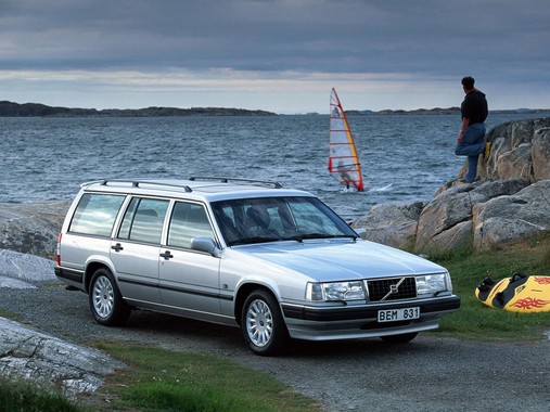 VOLVO-940-Estate-2300_14.jpg