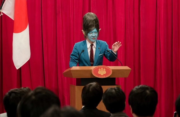 宇宙人総理.jpg