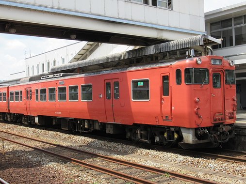 1024px-Kiha47-2015-2017-8-2.jpg