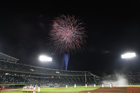 ほっと神戸「花火ナイト」.jpg