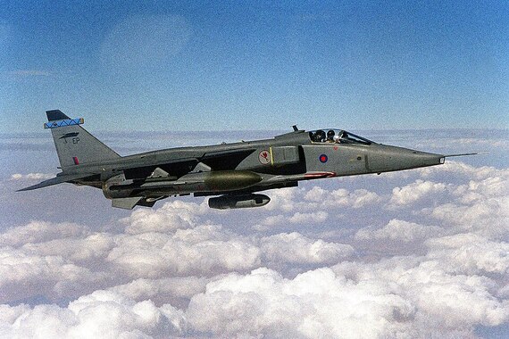 Jaguar_GR3_6Sqn_RAF_2000.jpeg