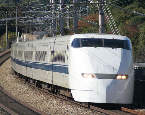 JRW_Shinkansen_300_series_F4.jpg