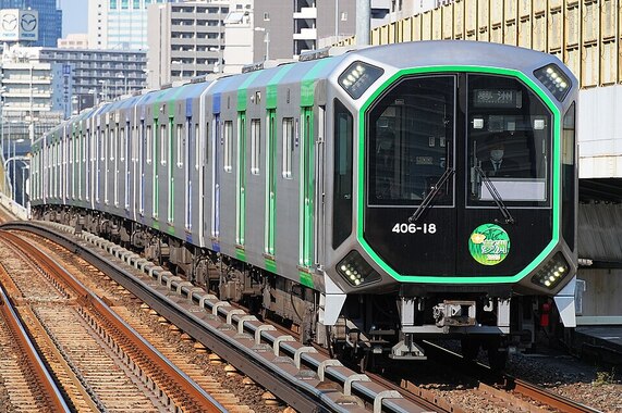 Osaka_Metro_406-18f.jpg