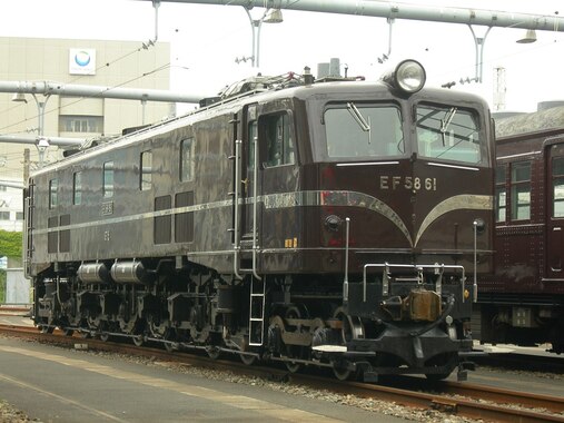 EF5861.JPG