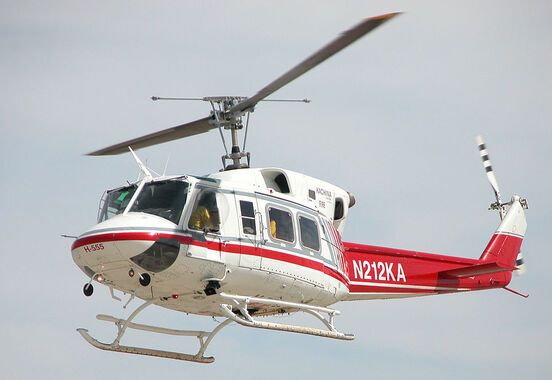 Kachina-b212-N212KA-030909-02cr.jpg