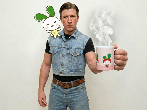 この人を細マッチョ体型にして、西洋人に変えてください_202604102035.jpeg