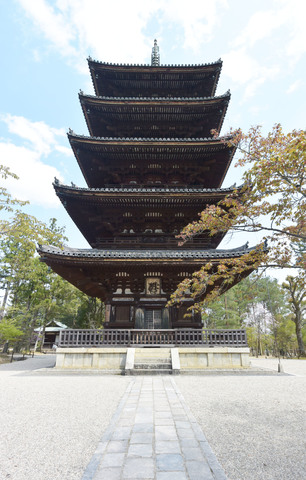 御室の塔（京都　仁和寺） 京都の名所、御室「仁和寺」で雅やかなひととき - Kyotopi