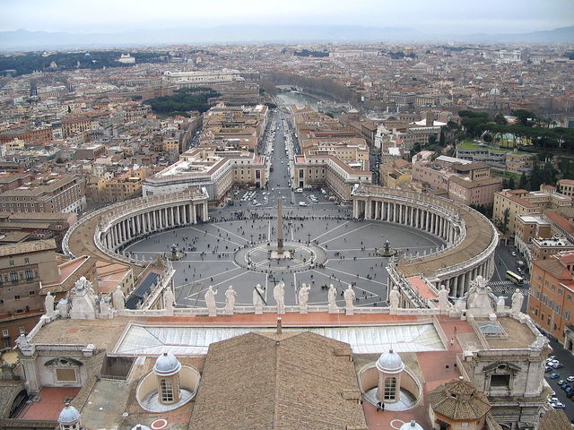 1200px-Saint_Peter's_Square_from_the_dome.jpg