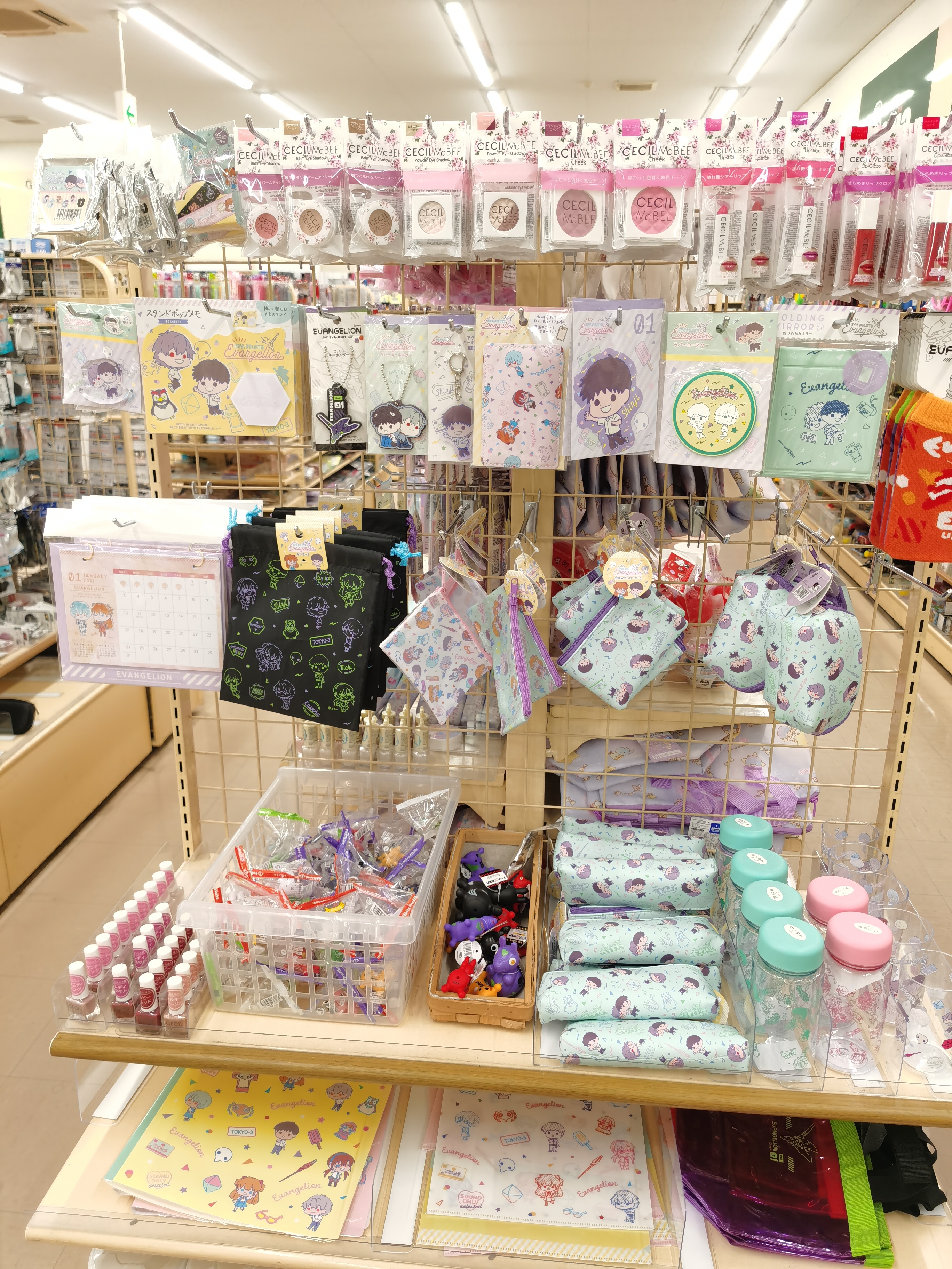 100円ショップのセリアにてエヴァンゲリオンコラボの商品を買っ