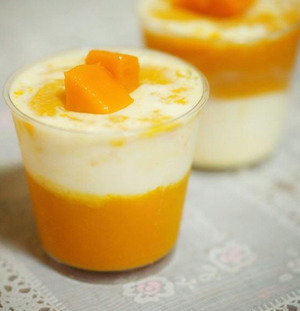 自家製マンゴプリン.jpg