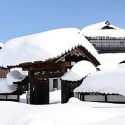 440px-Japanese_best_of_heavy_snowfall_is_short.jpg