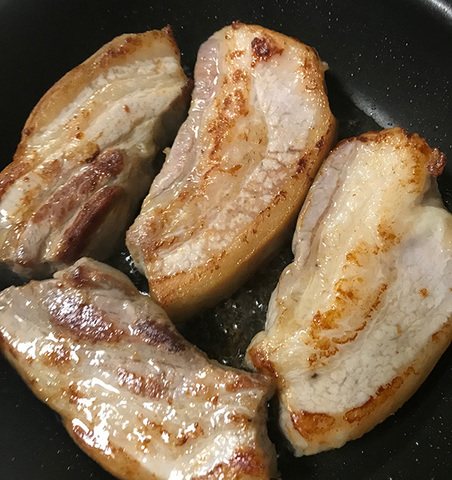 豚バラ焼く③.jpg