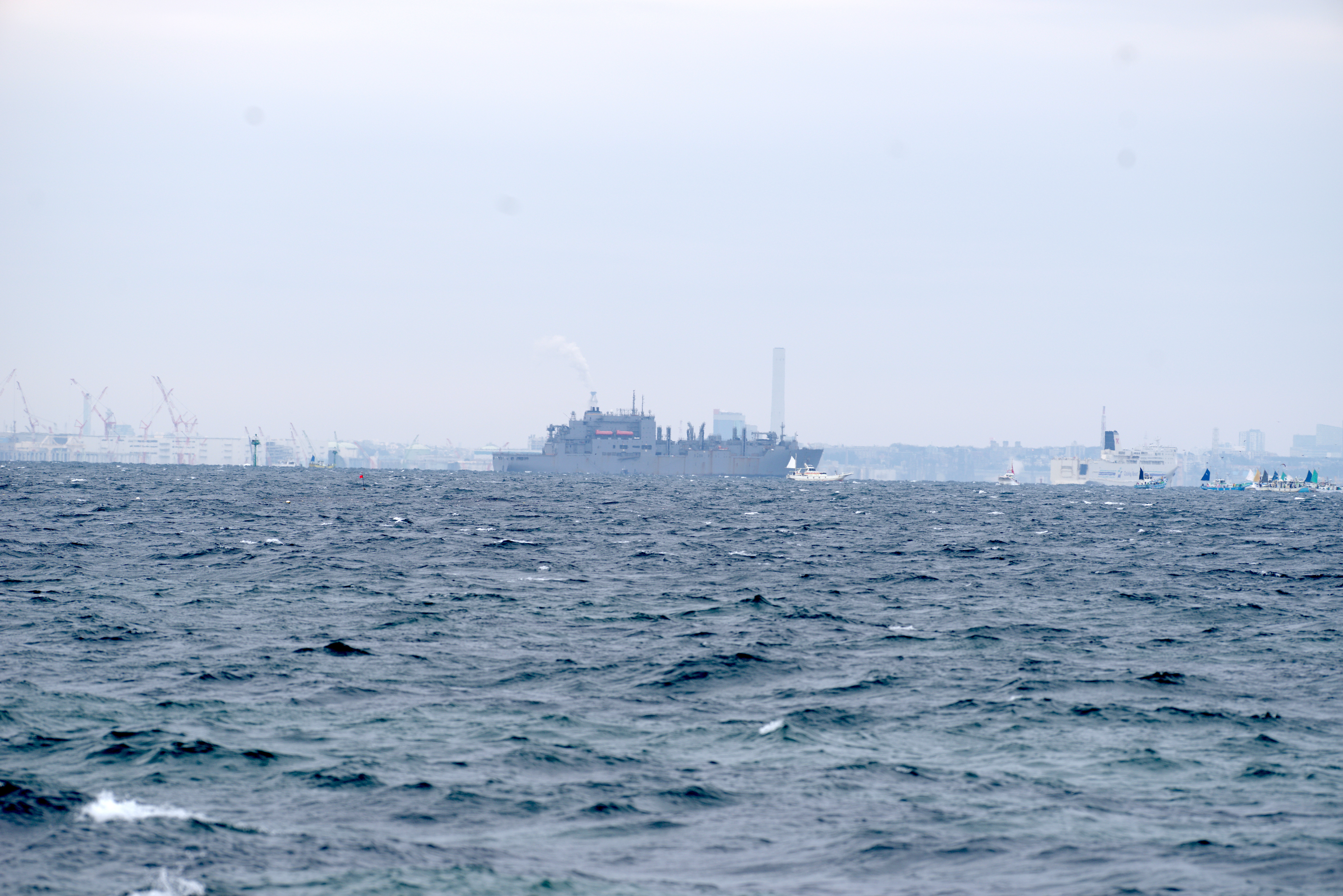 ルイスアンドクラーク級貨物弾薬補給艦.jpg