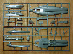 250px-Plastic-model-F18.jpg