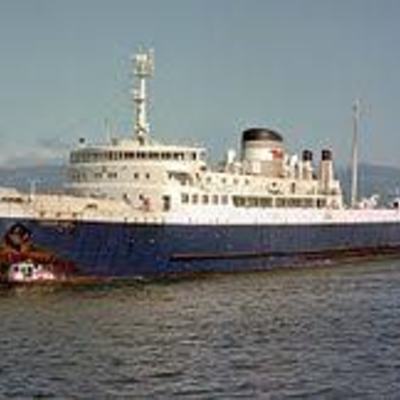 230px-MS_ISHIKARI-MARU_2_at_HAKODATE_ARIKAWA.jpg