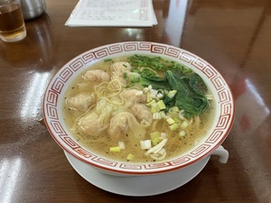 20220823香香ラーメン海老ワンタンメン.JPG