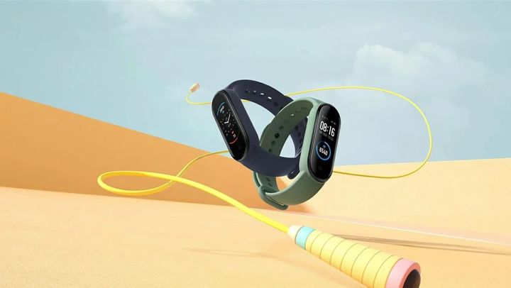 Xiaomi-smart-band-5-e1669130287998.jpg