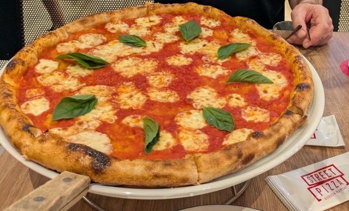 L_imagepizza.jpg