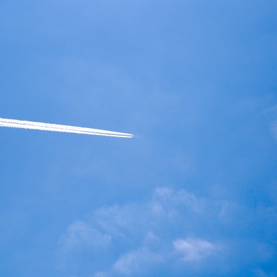 飛行機雲.jpg