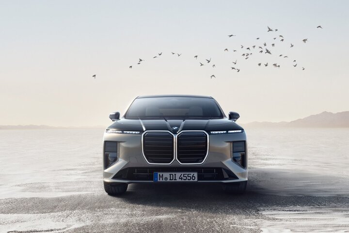 001_P90636901_highRes_the-new-bmw-7-series.jpg