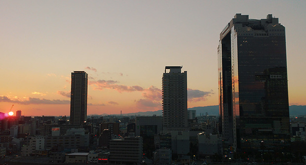 グランフロントから見る夕日.jpg