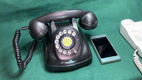 本物の黒電話をケータイ化 謎のロングセラー 携帯黒電話 制作秘話 スタッフブログ マイネ王