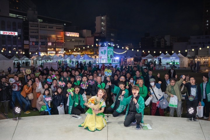 マイネお祭り1日目のライブ終了後