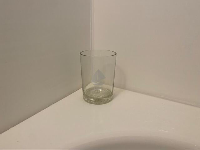 mont-bell「モバイルドライポーチ M」に入れた状態で撮影