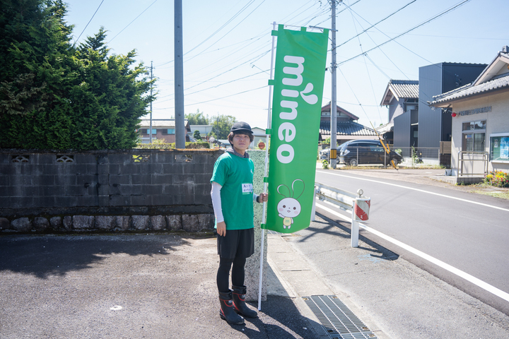ユーザーさんのご来場を待っている湯王子＠運営事務局。哀愁漂う良い写真ですね…。