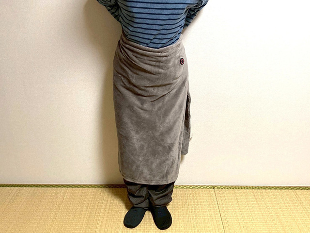 腰に巻けば、下半身の冷え防止に